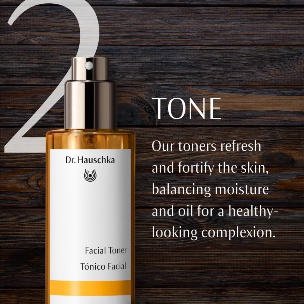 Dr HAUSCHKA Signature Celebrities Skincare Set. None-Synthetic.
Cruelty free - Picture 3 of 4